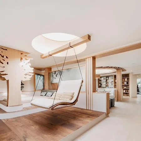 ホテル Bergergut Geniesserhotel 4*